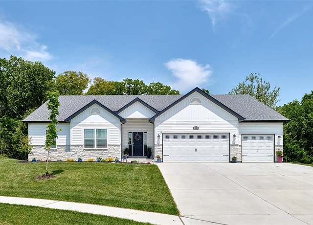 Property at 109 Providence Ridge Ct, Wentzville, MO 63385, 3 beds, 2.5 baths