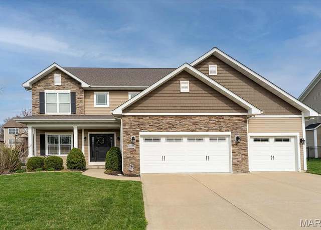 Property at 906 Moorfield Park Dr, O'fallon, IL 62269, 4 beds, 3.5 baths
