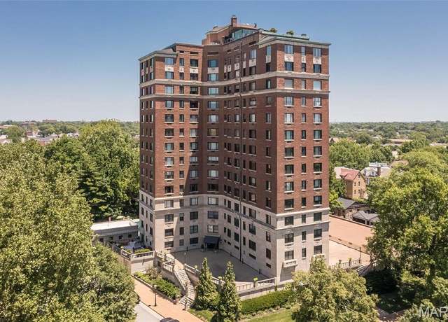 Property at 410 N Newstead Ave Unit 6W, St Louis, MO 63108, 2 beds, 2.5 baths