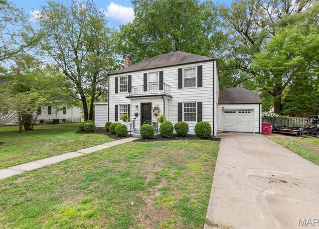 Property at 721 N Park Ave, Sikeston, MO 63801, 3 beds, 2.5 baths