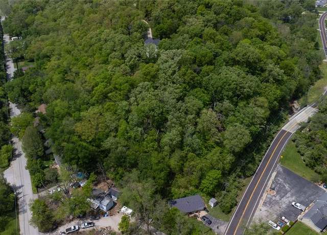 Property at 951 New Ballwin Rd, Ballwin, MO 63021