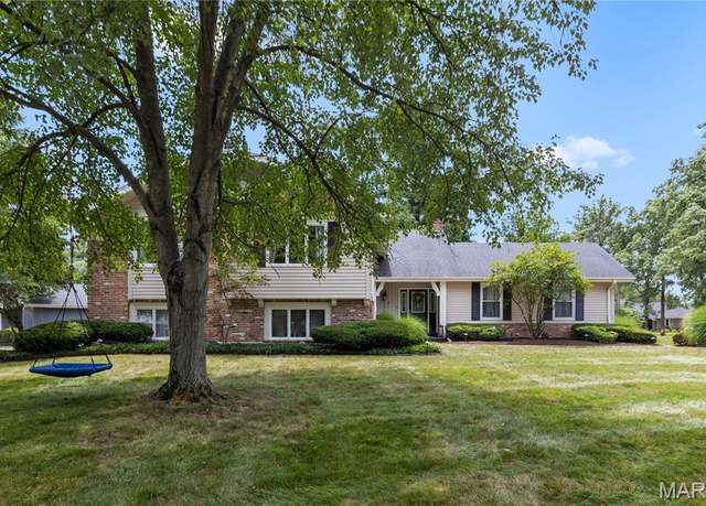 Property at 14580 Crossway Ct, Chesterfield, MO 63017, 4 beds, 3 baths