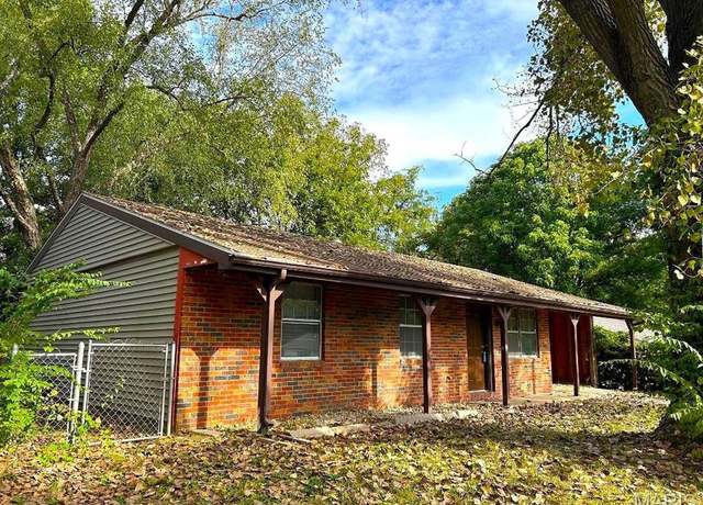 Property at 104 Rosette Dr, Belleville, IL 62220, 3 beds, 1 bath