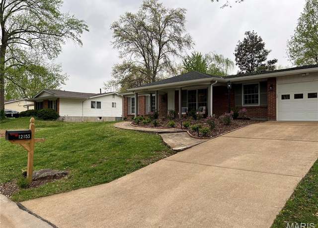 Property at 12153 Lake Constance Dr, St Louis, MO 63146, 3 beds, 2 baths