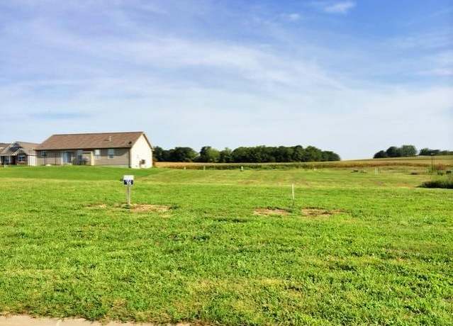 Property at 517 Bluff Meadows Dr, Valmeyer, IL 62295