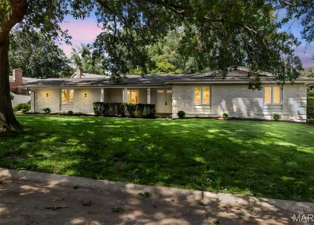 Property at 86 Heather View Dr, Chesterfield, MO 63017, 5 beds, 3.5 baths