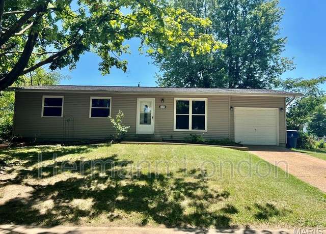 Property at 2478 Carousel Ct, Florissant, MO 63031, 3 beds, 1 bath