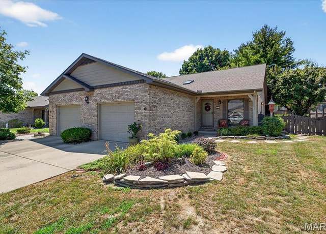 Property at 313 Hickory Bnd, Belleville, IL 62223, 2 beds, 2 baths