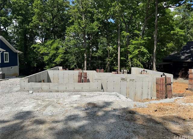 Property at 31542 Mimosa Ct, Foristell, MO 63348, 3 beds, 2 baths