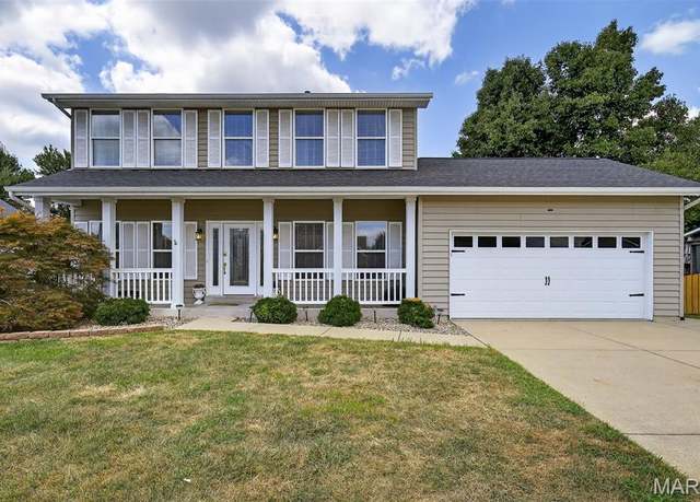 Property at 1995 Graystone Dr, St Charles, MO 63303, 4 beds, 2.5 baths