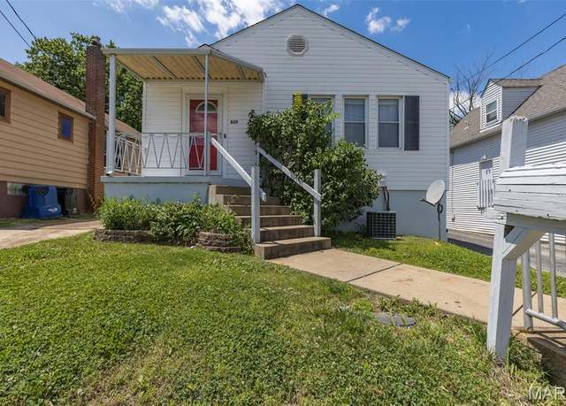 Property at 829 Dammert Ave, St Louis, MO 63125, 2 beds, 1 bath