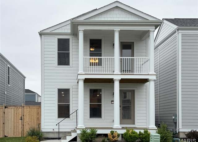 Property at 5073 Barter St, St Charles, MO 63301, 4 beds, 2.5 baths