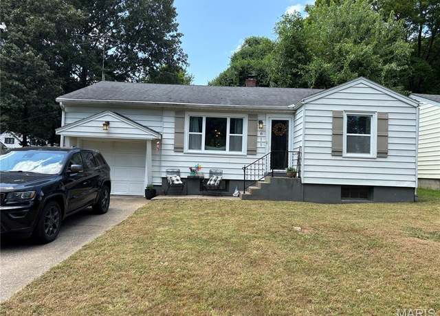 Property at 811 Rodney Vista Blvd, Cape Girardeau, MO 63701, 2 beds, 1 bath
