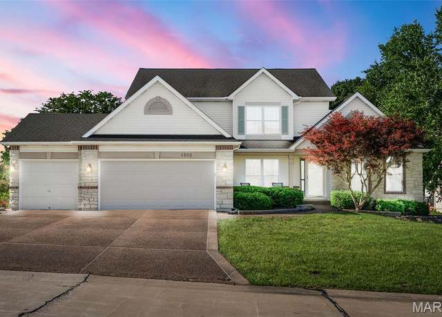 Property at 1602 Silver Hills Ct, Wentzville, MO 63385, 3 beds, 3.5 baths