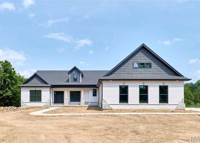 Property at 22516 Tuque Rd, Wright City, MO 63390, 5 beds, 3.5 baths