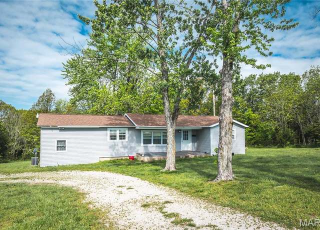 Property at 10771 Crest Rd, Dixon, MO 65459, 3 beds, 1 bath