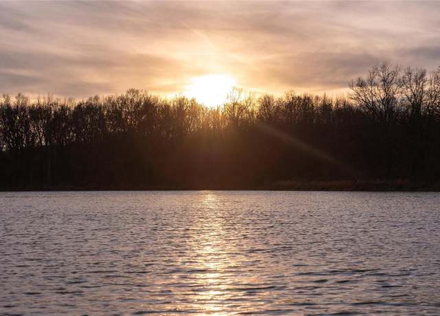 Property at 15319 Laminack Road Tract 1, Carterville, IL 62918, 2 beds, 3 baths