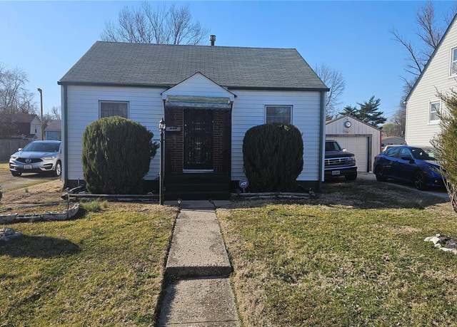 Property at 839 N 82nd St, East St Louis, IL 62203, 3 beds, 2 baths