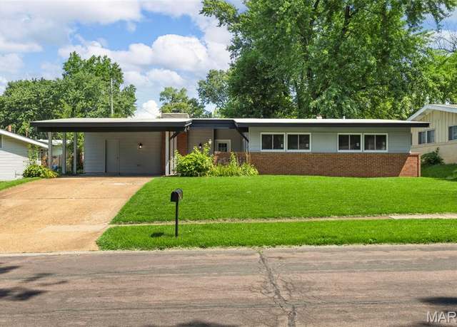 Property at 2365 Brook Dr, MO 63033, 3 beds, 2 baths