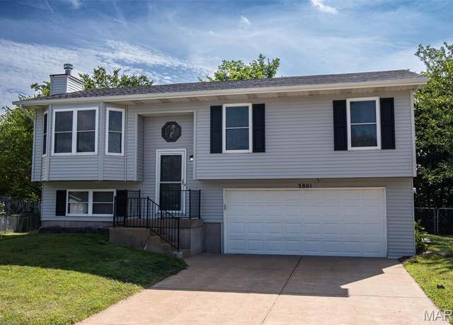 Property at 3801 Larkspur Landing Dr, Imperial, MO 63052, 3 beds, 1.5 baths