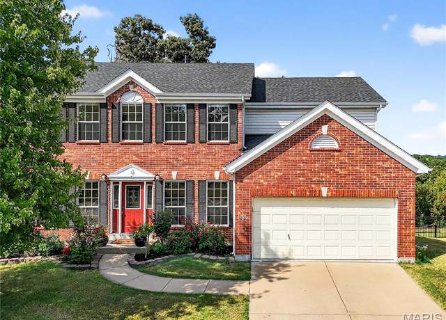 Property at 725 Rose Haven Ct, Ballwin, MO 63021, 4 beds, 4 baths