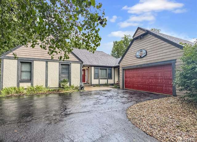 Property at 4 Addison Ct, Washington, MO 63090, 3 beds, 3 baths