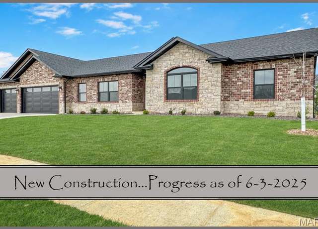Property at 311 Meridian Oaks Dr, Glen Carbon, IL 62034, 4 beds, 3 baths