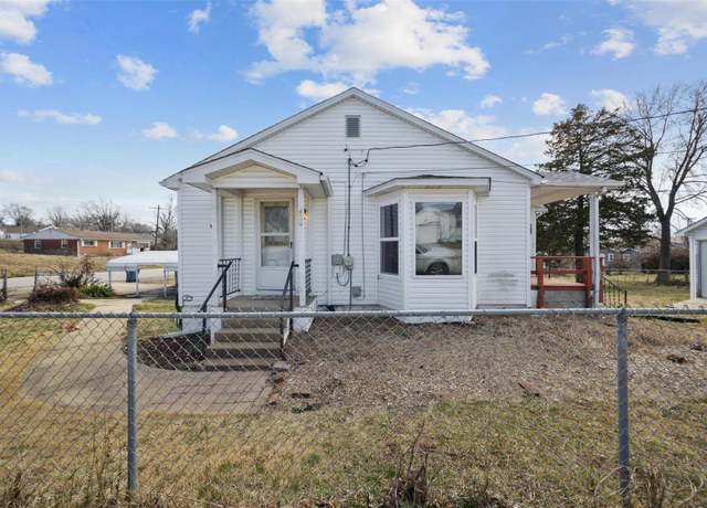Property at 402 Virginia Ave, Potosi, MO 63664, 2 beds, 1 bath