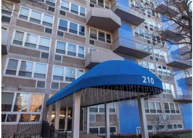 Property at 210 N 17th #1110, St Louis, MO 63103, 1 bed, 1 bath