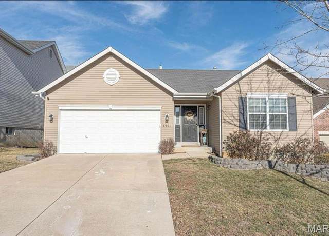 Property at 4366 Magoffin Trails Dr, St Louis, MO 63129, 3 beds, 2 baths