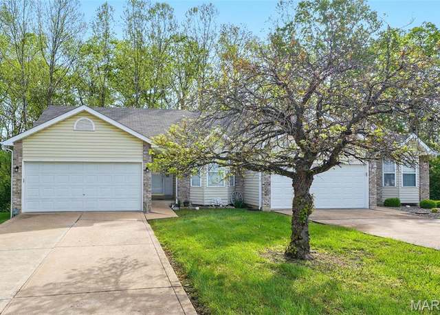 Property at 932 Blumhoff Rd, Wentzville, MO 63385, 2 beds, 2 baths