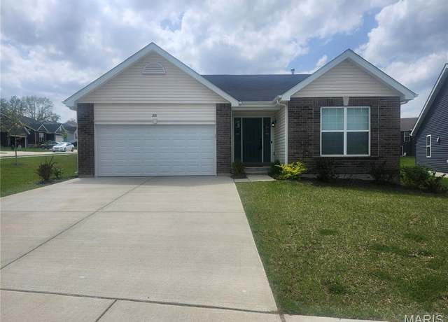 Property at 201 Homestretch Ln, Wentzville, MO 63385, 3 beds, 2 baths