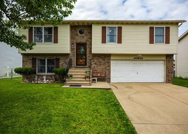 Property at 5121 Stephanie Dr, Granite City, IL 62040, 3 beds, 2 baths