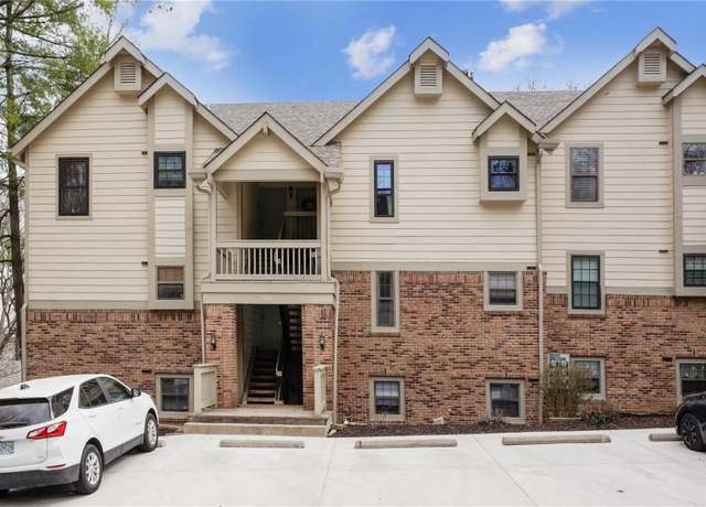 Property at 2212 Canyonlands Dr Unit A, Maryland Heights, MO 63043, 2 beds, 2 baths