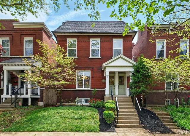 Property at 3722 Connecticut St, St Louis, MO 63116, 3 beds, 3 baths