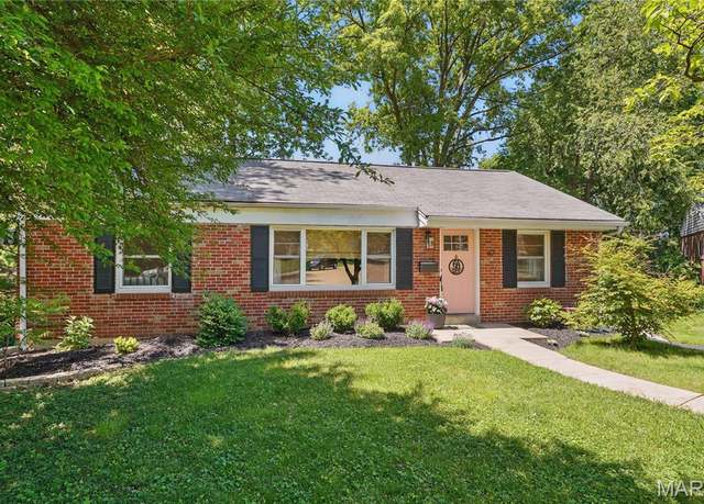 Property at 67 Turf Ct, St Louis, MO 63119, 3 beds, 2 baths