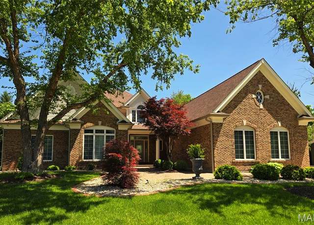 Property at 12537 Clark Manor Cir, Creve Coeur, MO 63141, 4 beds, 4.5 baths