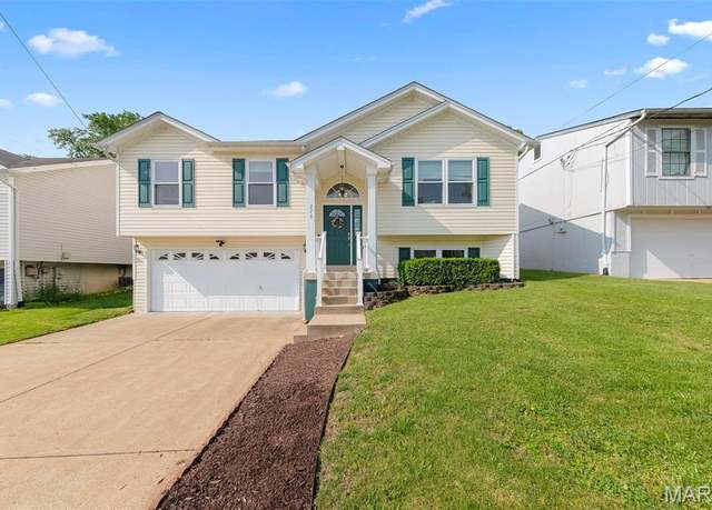 Property at 276 Green Jade Estates Dr, Fenton, MO 63026, 3 beds, 3 baths