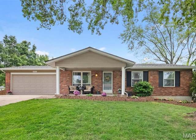 Property at 4043 Manhattan Ave, St Peters, MO 63376, 3 beds, 2 baths