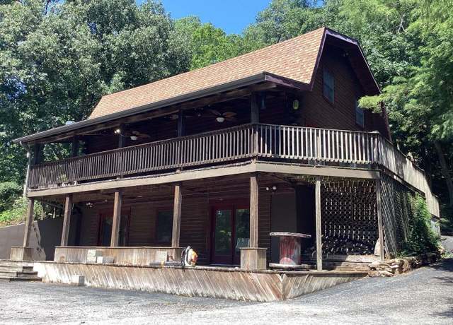 Property at 1102 County Road 5, Rockwood, IL 62280, 3 beds, 1.5 baths