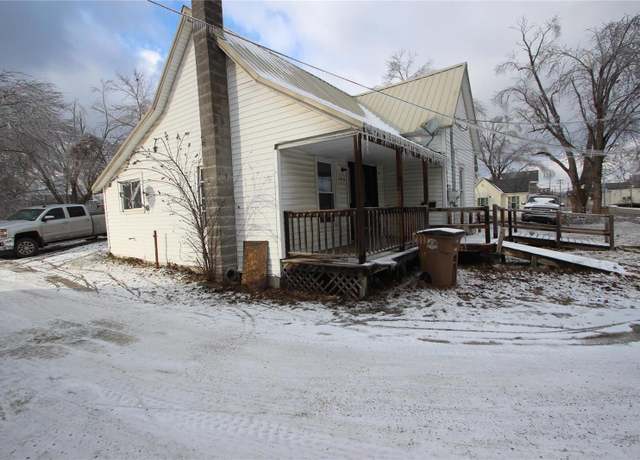 Property at 306 S Mine La Motte St, Fredericktown, MO 63645, 2 beds, 1 bath