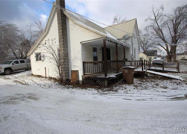 Property at 306 S Mine La Motte St, Fredericktown, MO 63645, 2 beds, 1 bath