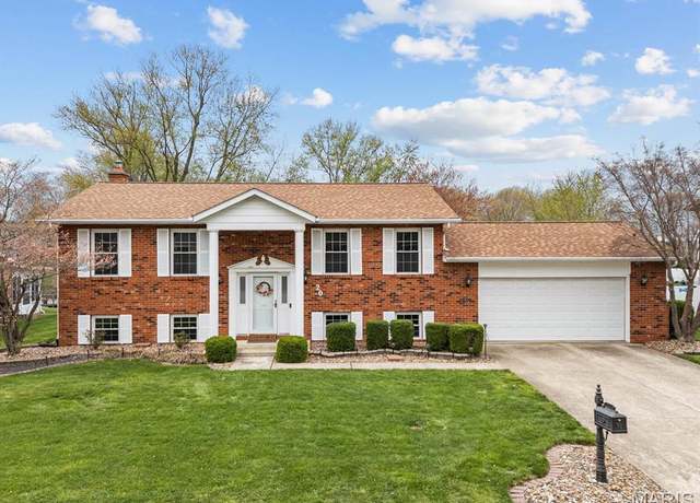 Property at 20 Acorn Lake Dr, Shiloh, IL 62221, 3 beds, 2 baths
