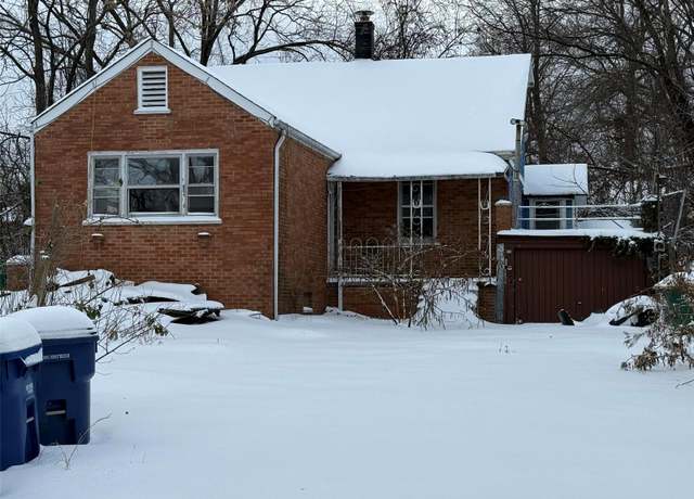 Property at 2721 Old Hanley Rd, St Louis, MO 63114, 5 beds, 2.5 baths