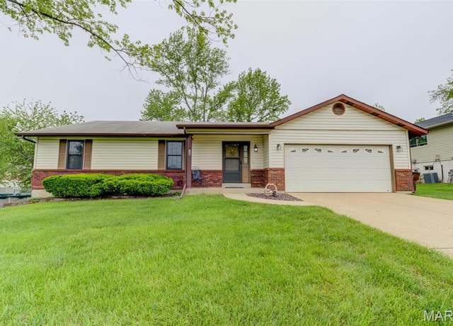 Property at 36 Haverford Ct, St Peters, MO 63376, 3 beds, 3 baths