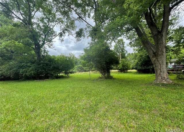 Property at 613 Washington Ave, Wildwood, MO 63038