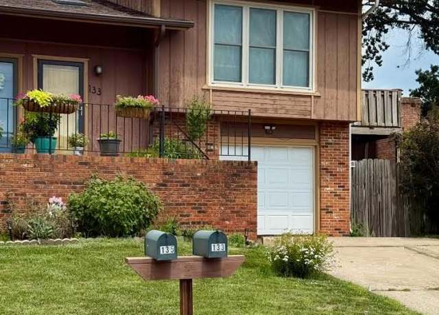 Property at 133 Kensington Heights Rd, Belleville, IL 62226, 3 beds, 2 baths