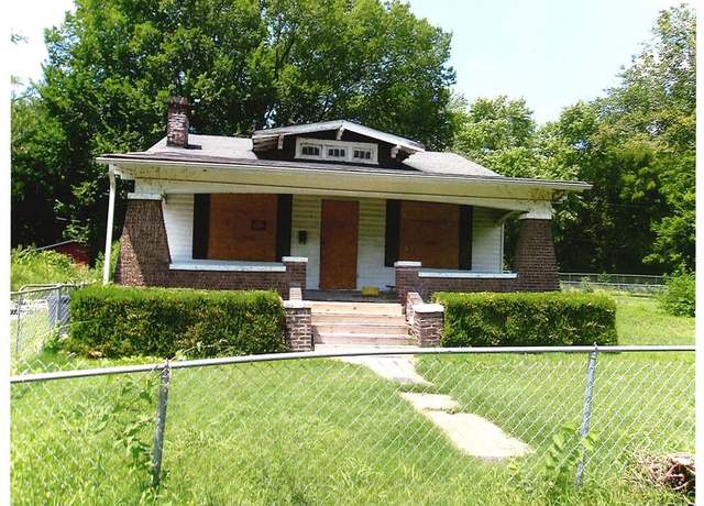 Property at 2215 58th St, Washington Park, IL 62204, 2 beds, 1 bath