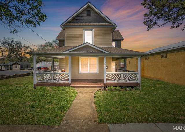 Property at 323 N Division St, Bonne Terre, MO 63628, 4 beds, 2 baths