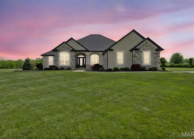 Property at 2 Mahogany Run, Farmington, MO 63640, 4 beds, 3.5 baths